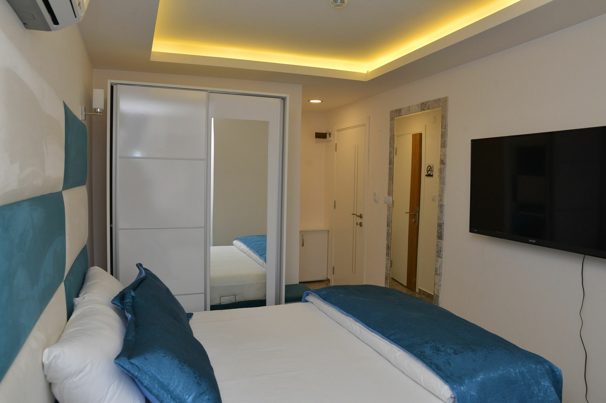Deep Hotel Istambul Exterior foto